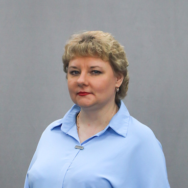 Ирина Апухтина